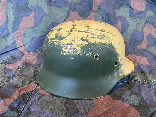 Identifying postwar repainted M40 helmet