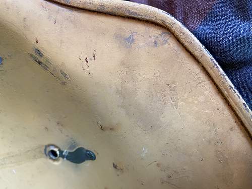 Identifying postwar repainted M40 helmet