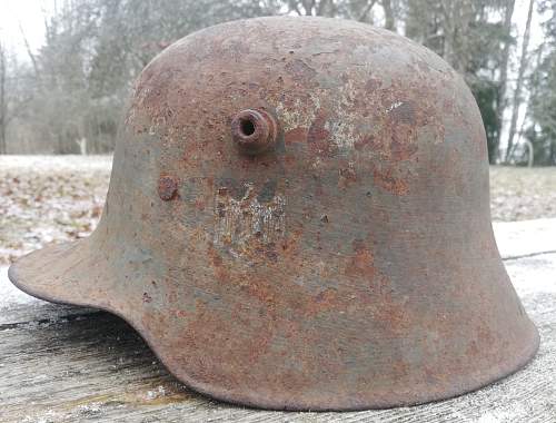 Stahlhelm M18 Transitional(?) SD WH