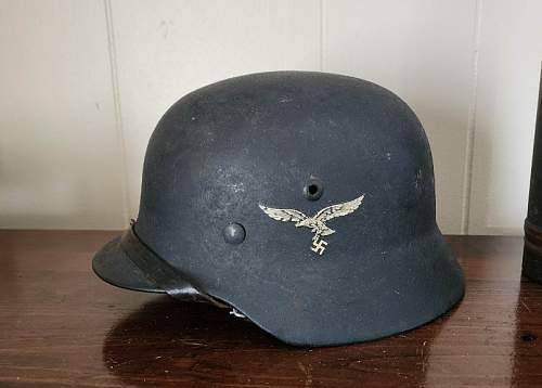 Authentication help for a WW2 German helmet
