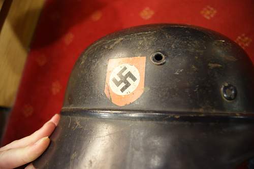 Beaded M1940 Luftschutzpolizei helmet