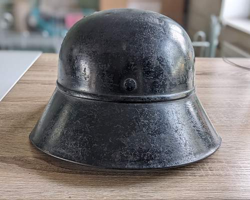 Luftschutz Home Front Helmet?