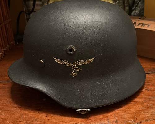 Luftwaffe helmet (Q64) - real ?