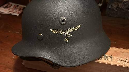 Luftwaffe helmet (Q64) - real ?