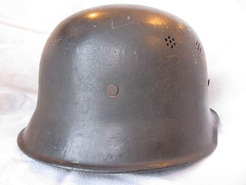 M34 DRK helmets.