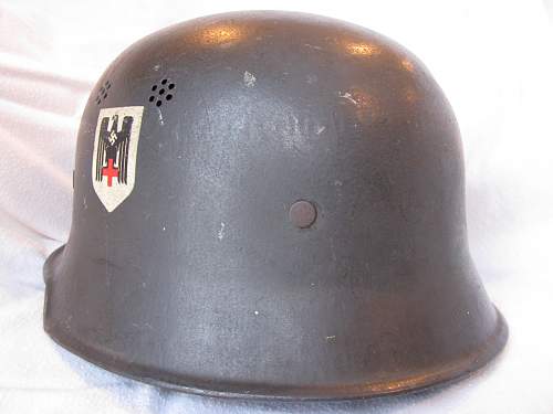 M34 DRK helmets.