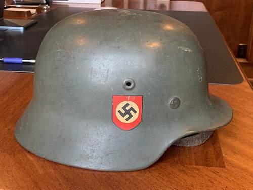 Identify symbol inside Police M40 DD helmet