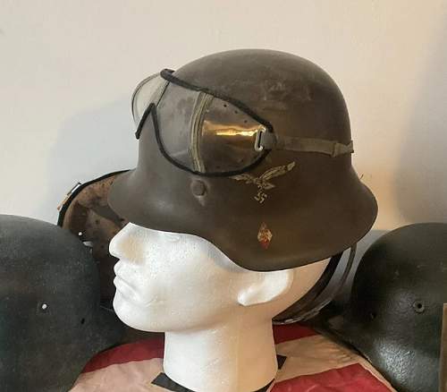 Original luftwaffe hj m42 Helmet, paint, liner and decals?