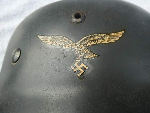 Wehrmacht Luftwaffe Stahlhelm M35 mit 2 Emblemen