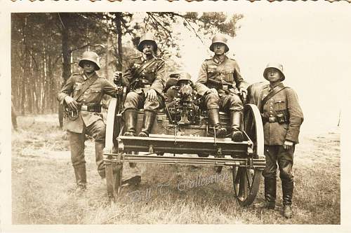 The German Stahlhelm (period photos)