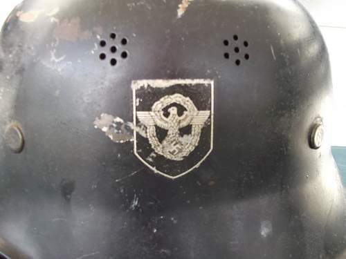 Opinions on German police helmet