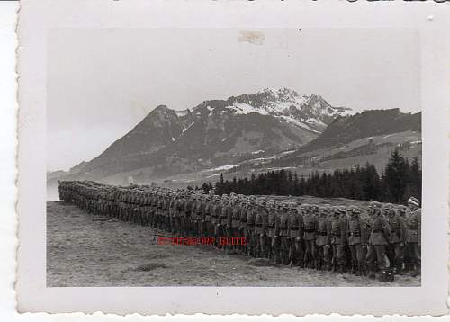 The German Stahlhelm (period photos)