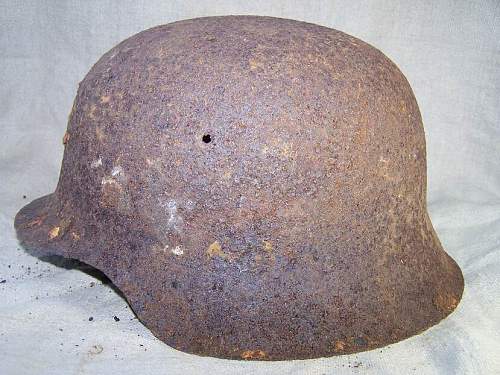 Relic Helmet w/ possible hidden decal?