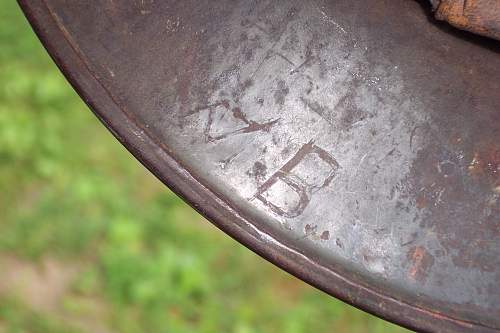 Need help identifying this German helmet