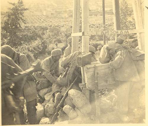 The German Stahlhelm (period photos)