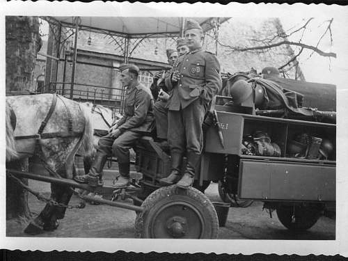 The German Stahlhelm (period photos)