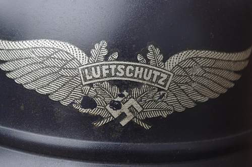 'Telefunken' factory decal on Luftschutz helmet- Genuine?