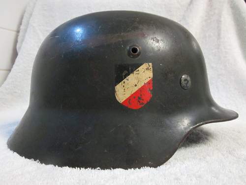 Opinions on an M1935 DD Luftwaffe helmet