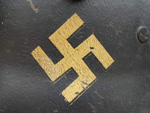 M18 DD Police - Tilted Tri Color - Mobile Swastika -  ET 64