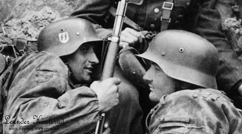 The German Stahlhelm (period photos)