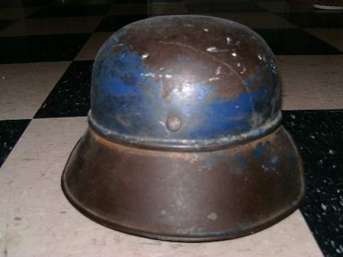 Luftschutz helmet? need help!