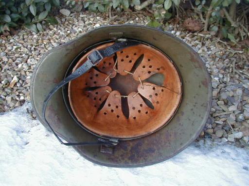 M1916 WWI German  Helmet / What color is this??