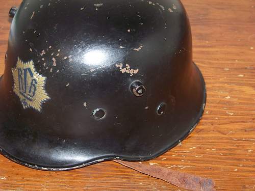 RLB droopbill helmet