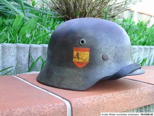 Spanish 250th Blue division helmet??