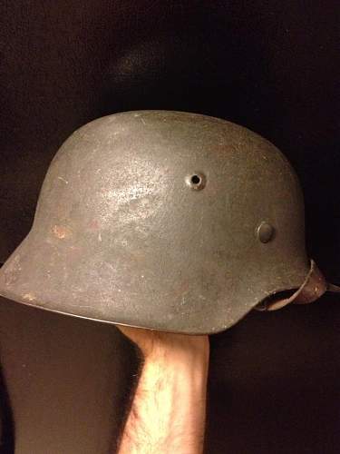Heer single decal M42 steel helmet.