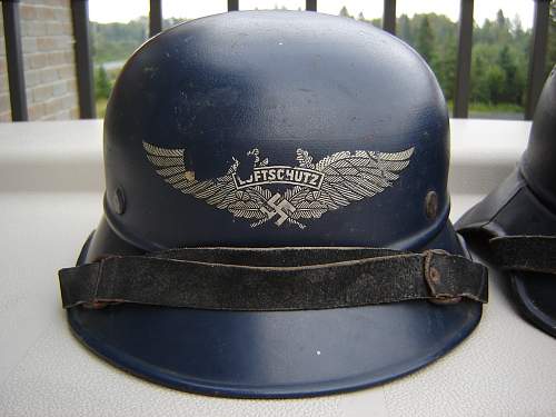 Luftschutz Helmet