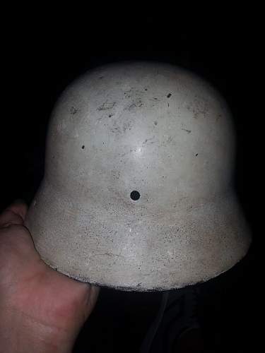 M40 Stahlhelm? Original White paint?