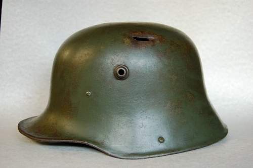 Latvian M 16 helmet