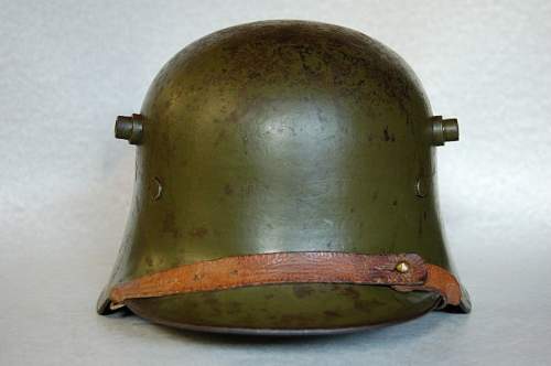 Latvian M 16 helmet