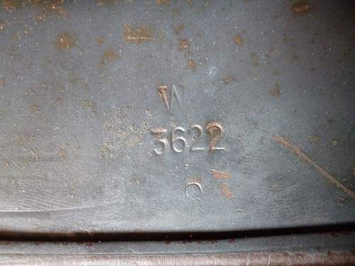 M35 DD luftwaffe helmet ( With odd Lot number Stamping )