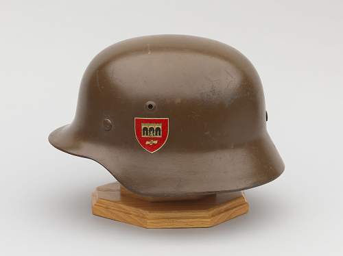 Feldherrenhalle Helmet