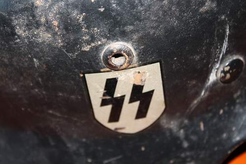 Need help to ID 4 German wwii Helmets