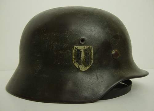 Croatian Einsatzstaffel der Deutsche Mannschaft M40 helmet