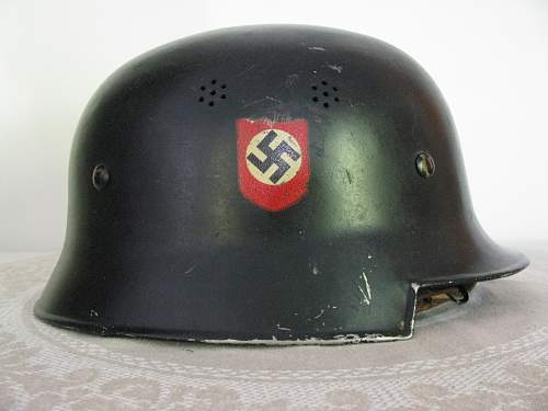 M34 Civic Police Helmet - Austrian Police Decal