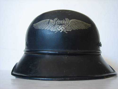 Thoughts on this LUFTSCHUTZ helmet