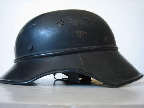 Thoughts on this LUFTSCHUTZ helmet