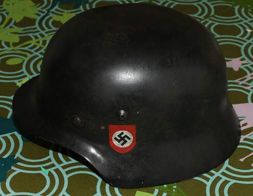 Fake or genuine SS helmet M35/M40?