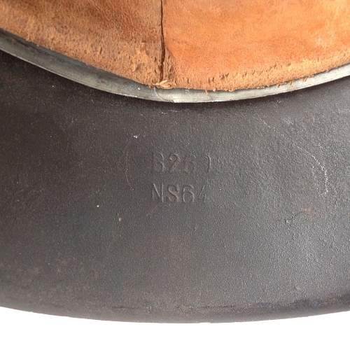 M42 stahlhelm makers mark question