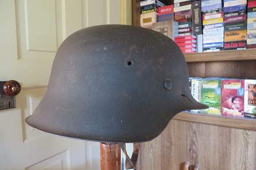 Need help on this M42 helmet