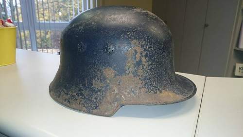 Luftschutz-Helm