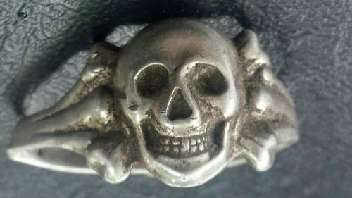 Skull ring in silver, 830 probe