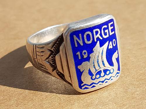 Look at this beauty: Norge ring