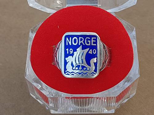 Look at this beauty: Norge ring