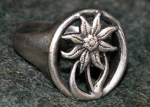 WW11 Edelweiss Ring?