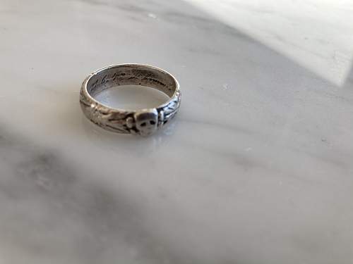Need help with totenkopf ring, real or fake?