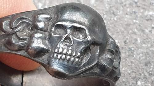 Totenkopf ring